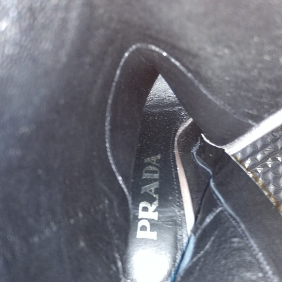 BRAND NEW 💯 PERCENT AUTHENTIC PRADA GREY ITALIAN - Picture 6 of 6